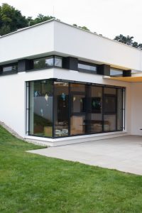 Außenansicht Kindergarten-Erweiterung Drassburg / kigago (Paschinger Architekten) Modulbauweise Massivholz