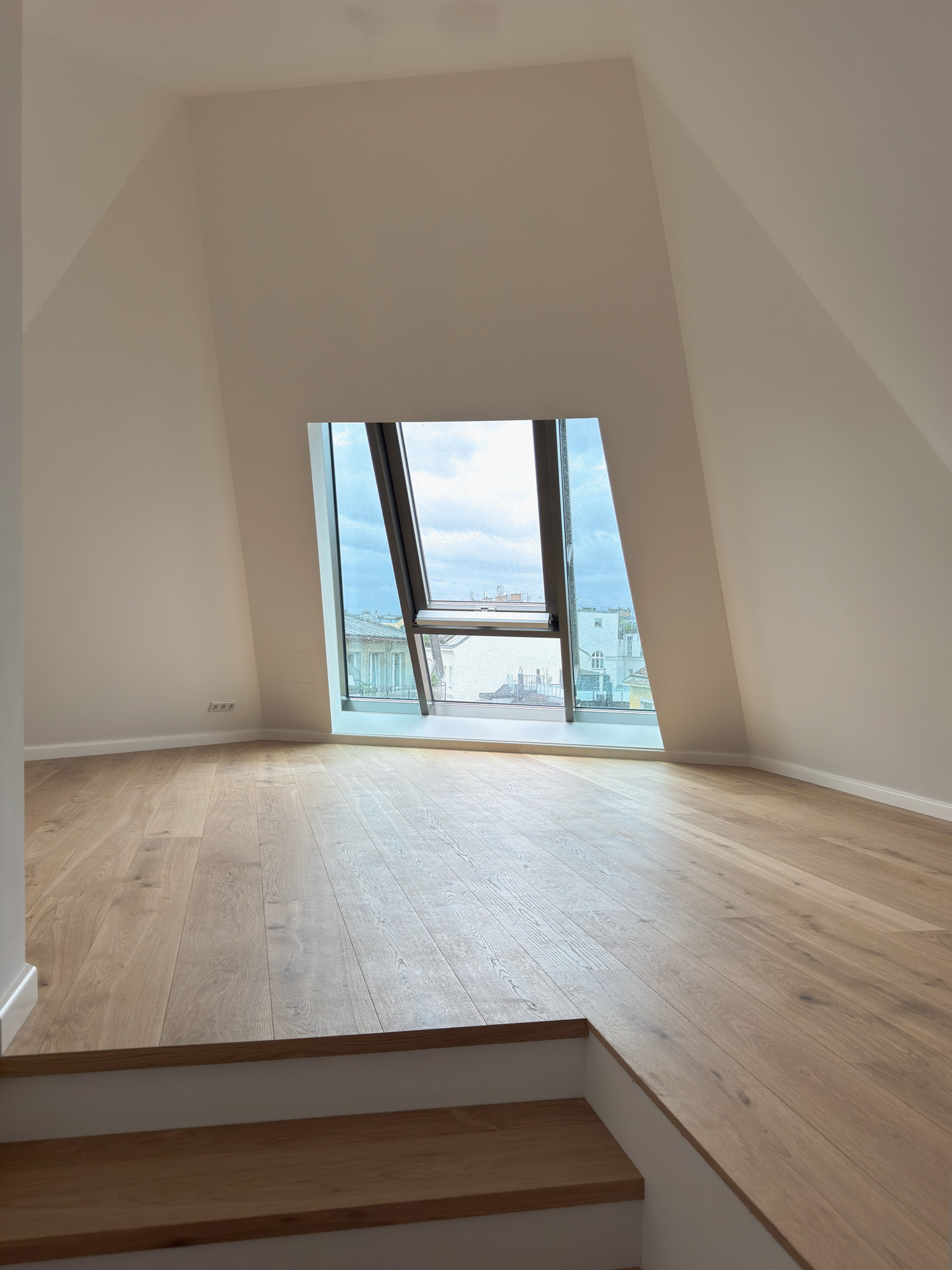 33_PASCHINGER_ARCHITEKTEN _kigago_sanierung-wien_karmeliterplatz_04_11_02 dachgeschoss_IMG_3904