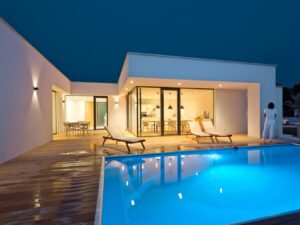 Einfamilienhaus / Bungalow mit Swimming Pool - ein Projekt aus den Spezialgebieten und Leistungen der Paschinger Architekten Wien